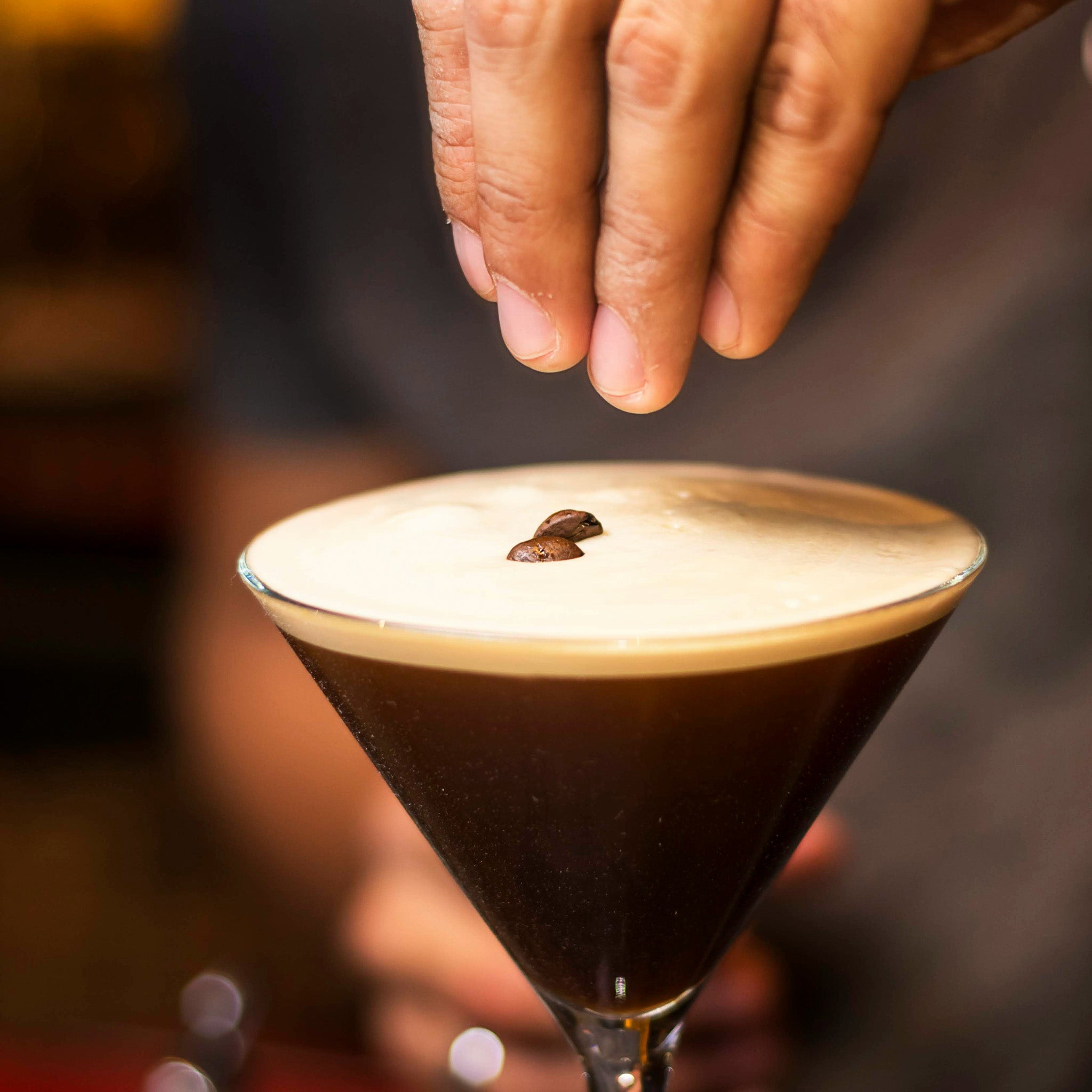 Espresso Martini selbst gemacht: So einfach geht's!