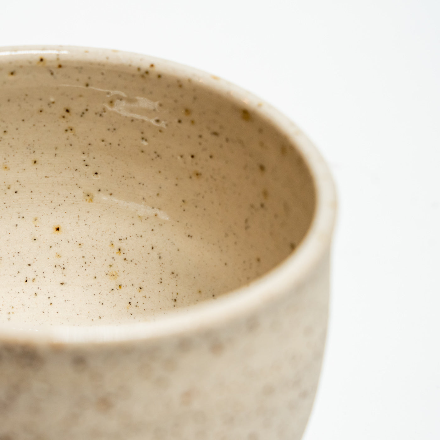 OCHA Teetasse mit Spots | Mura Mura Ceramics